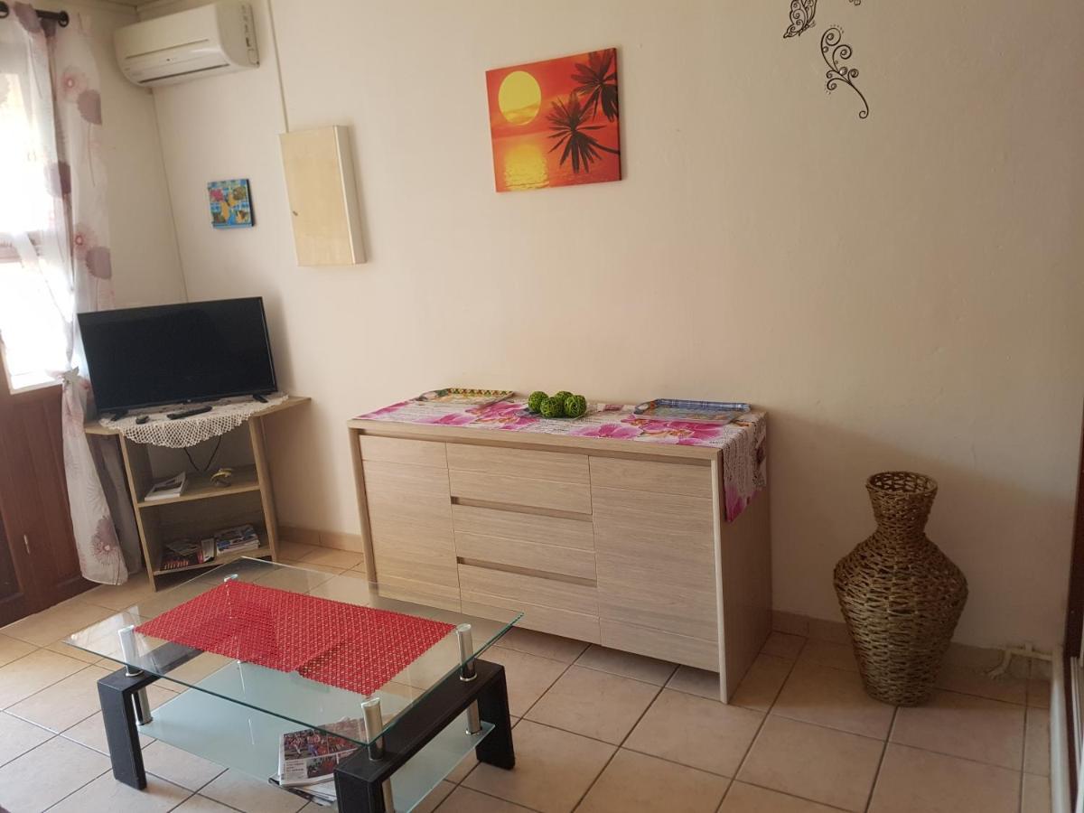 Appartement Hibiscus à Le Gosier  Extérieur photo